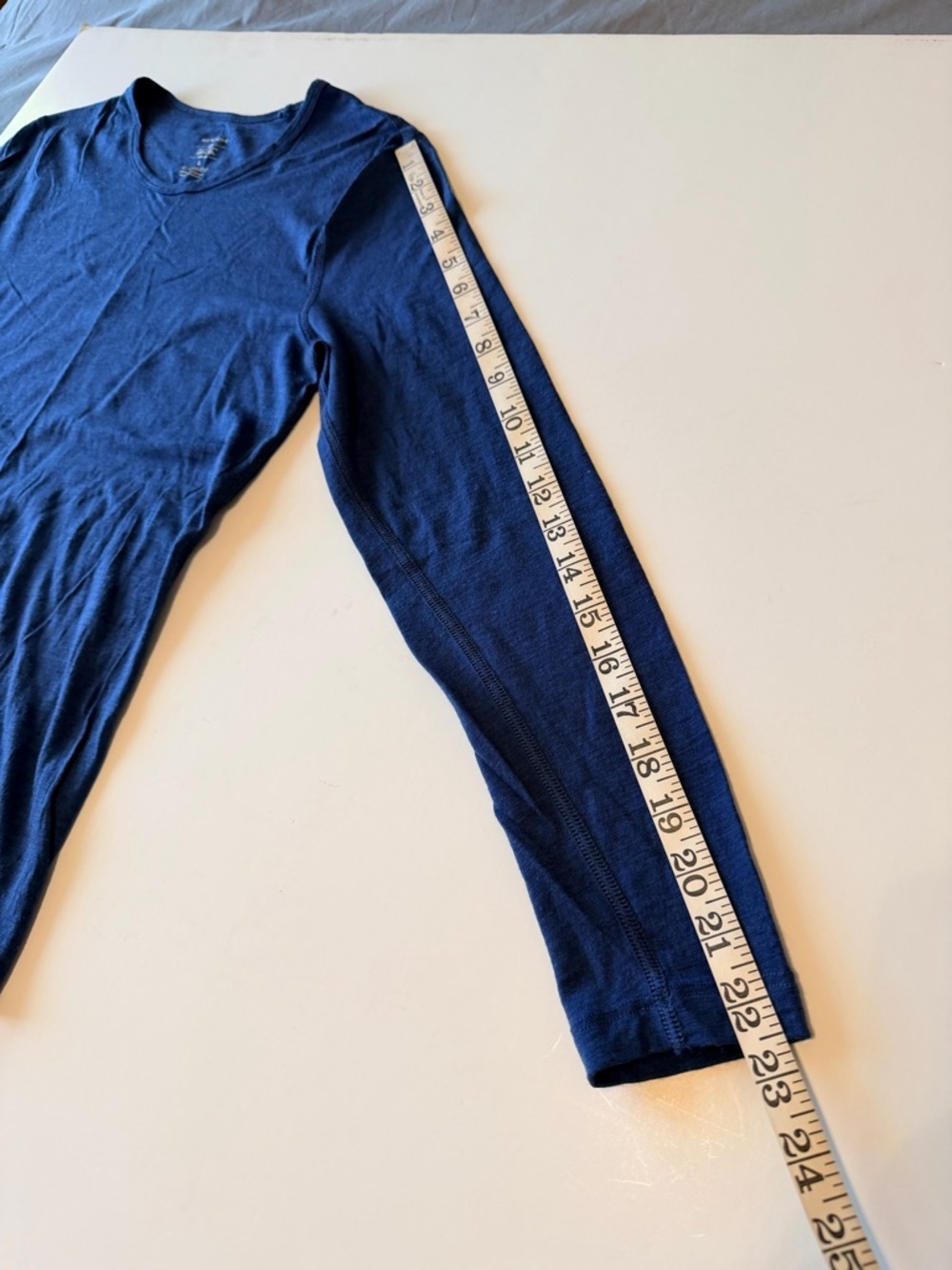 Menique 100% merino Wool Thermal long sleeve tshirt, blue, size L - Picture 6 of 9